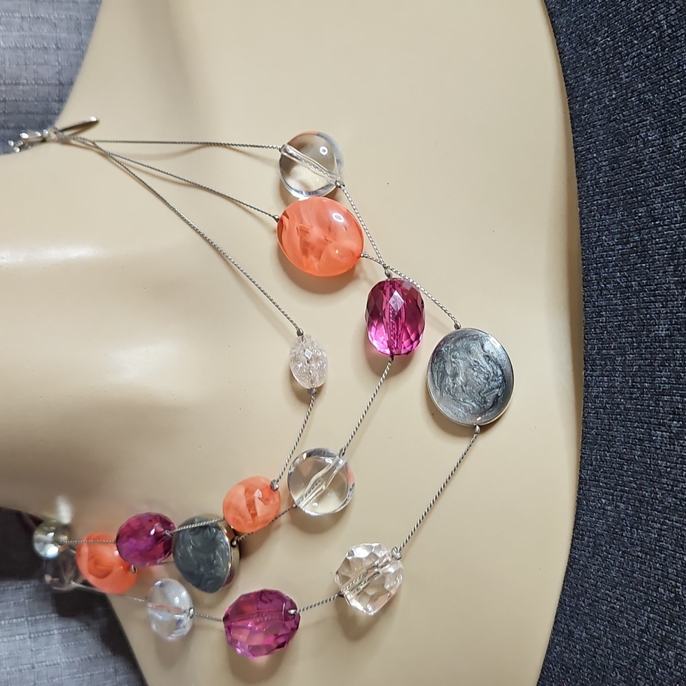 New York & Company Pink, Orange, and Silver Necklace - Picture 3 of 6